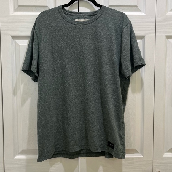 Abercrombie & Fitch Other - 5 for $25! Abercrombie & Fitch Green T-shirt XL